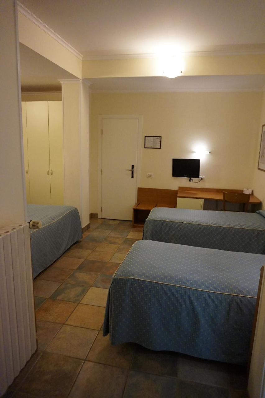 Hotel Angela Fano Kültér fotó