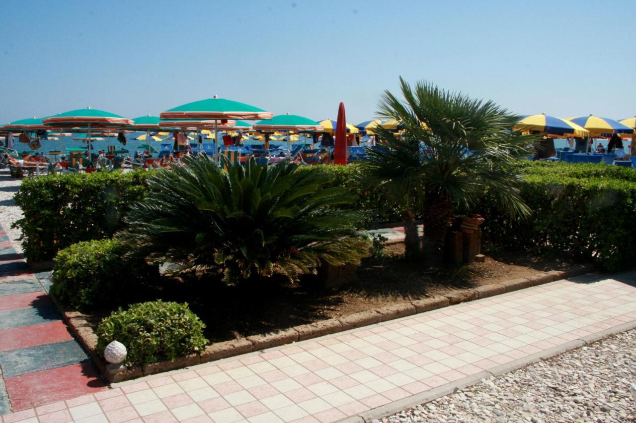 Hotel Angela Fano Kültér fotó
